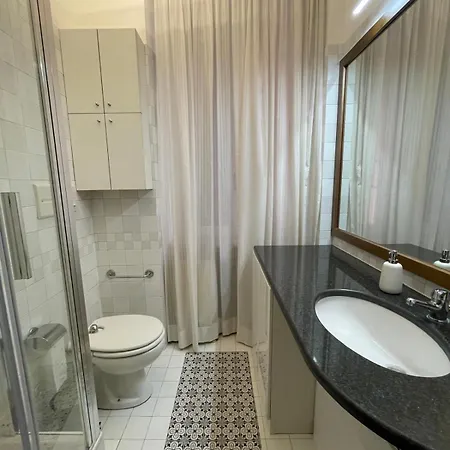 Vista Colosseo Con 3 Camere, 3 Bagni A 100m Dalla Metro Colosseo アパート ローマ
